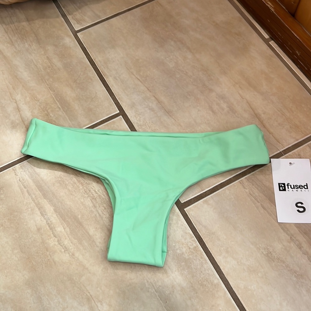 Fused Hawaii Manini bikini bottoms